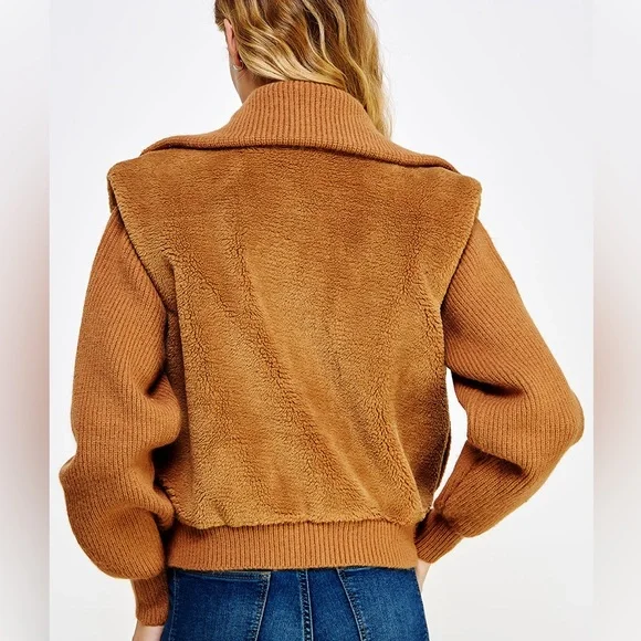 Knit Collared Jacket - Picture 3 of 3